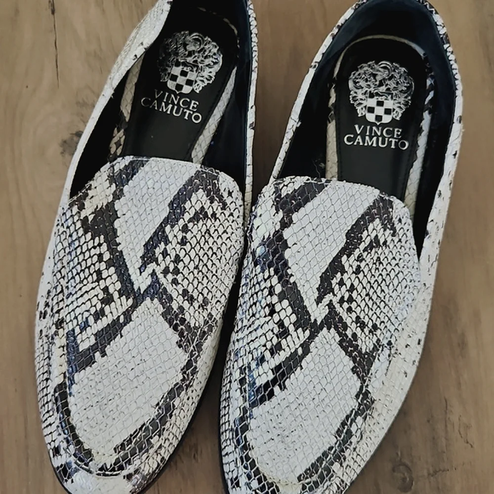 Vince Camuto Snakeskin Loafer - Picture 4 of 8
